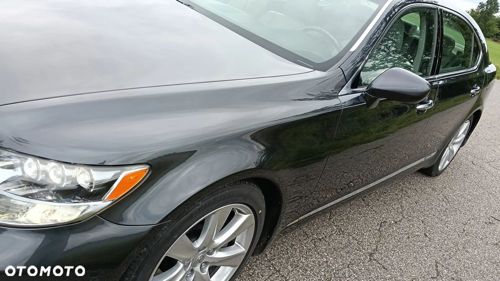 Lexus LS 600h L Prestige - 14