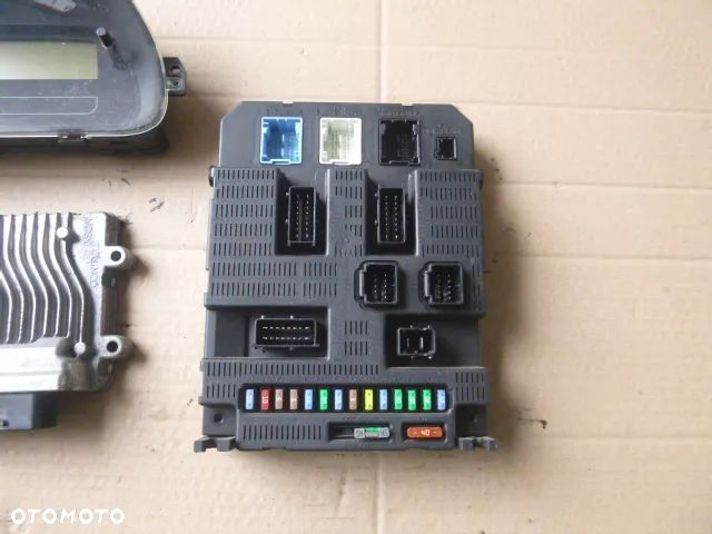 ZESTAW STARTOWY STACYJKA KOMPUTER BSI CITROEN C2 1.1 8V - 10