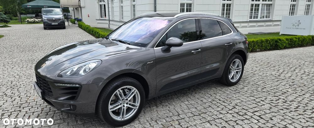 Porsche Macan - 3