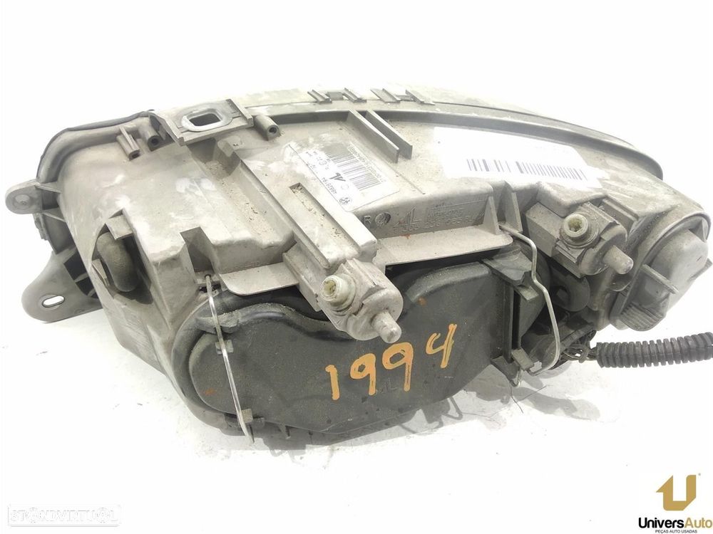 FAROL DIREITO ALFA ROMEO 147 2000 -46826194 - 2