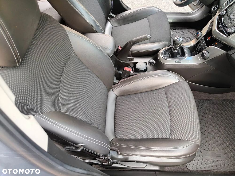 Chevrolet Cruze 2.0 LTZ - 19