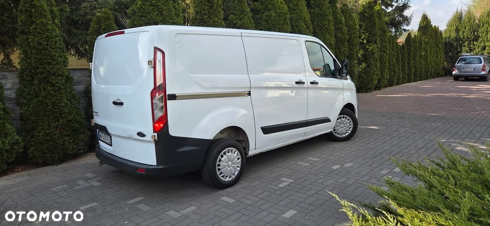 Ford TRANSIT CUSTOM - 8