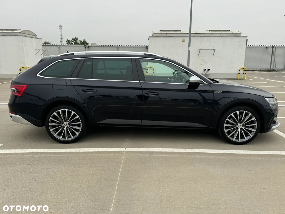 Skoda Superb 2.0 TSI 4x4 DSG Scout - 12