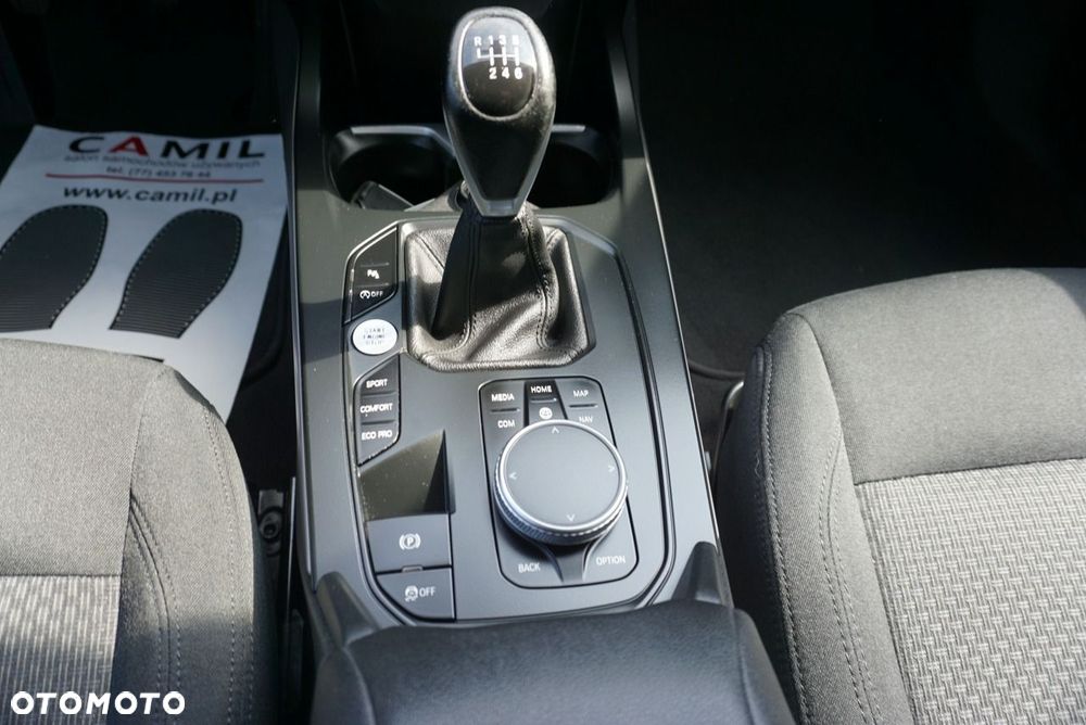 BMW Seria 1 - 17