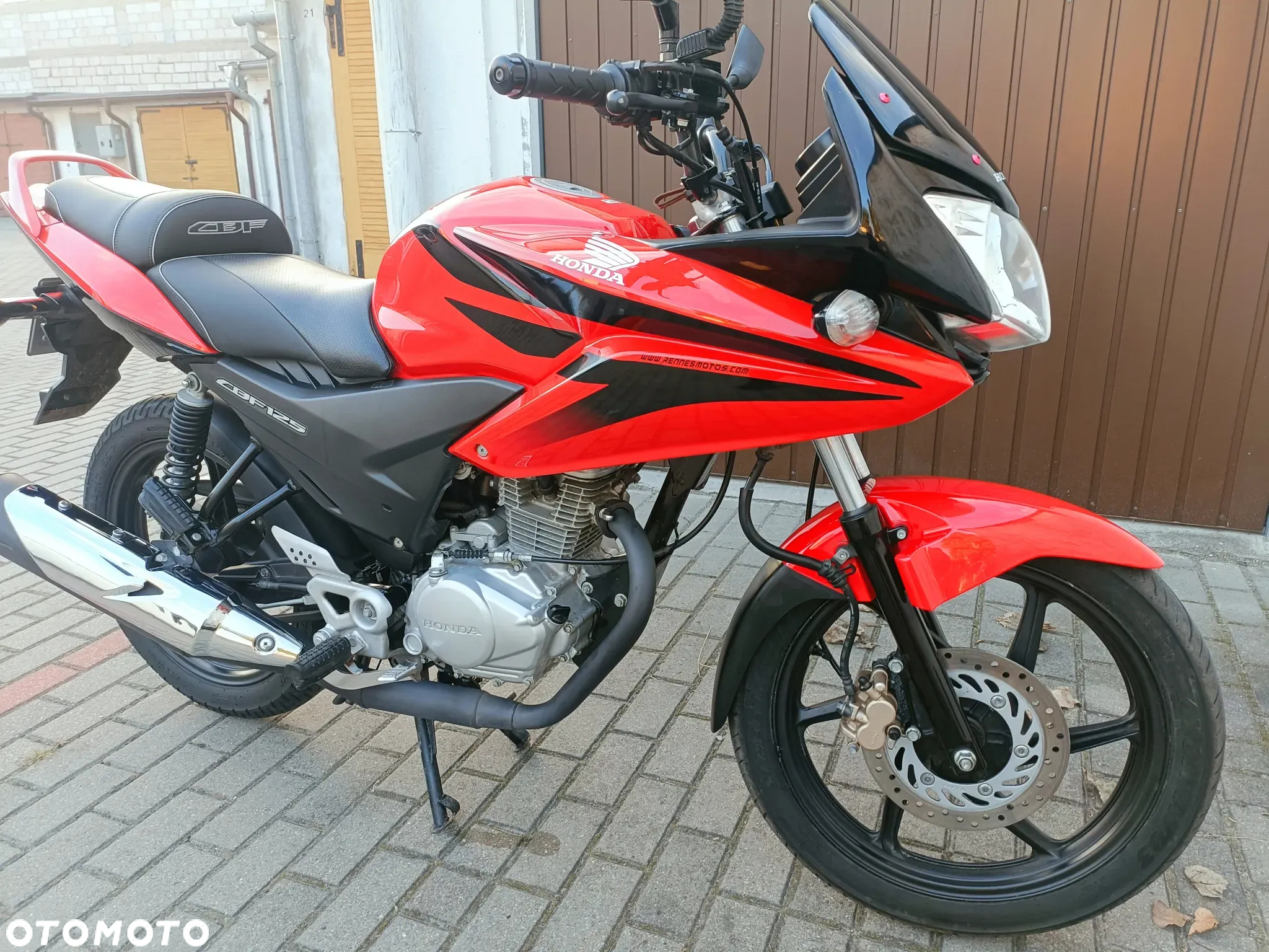Honda CBF - 2
