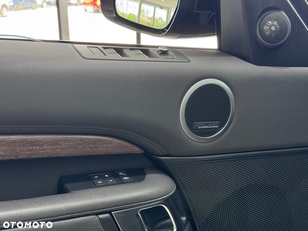 Land Rover Discovery V 2.0 SD4 SE - 25