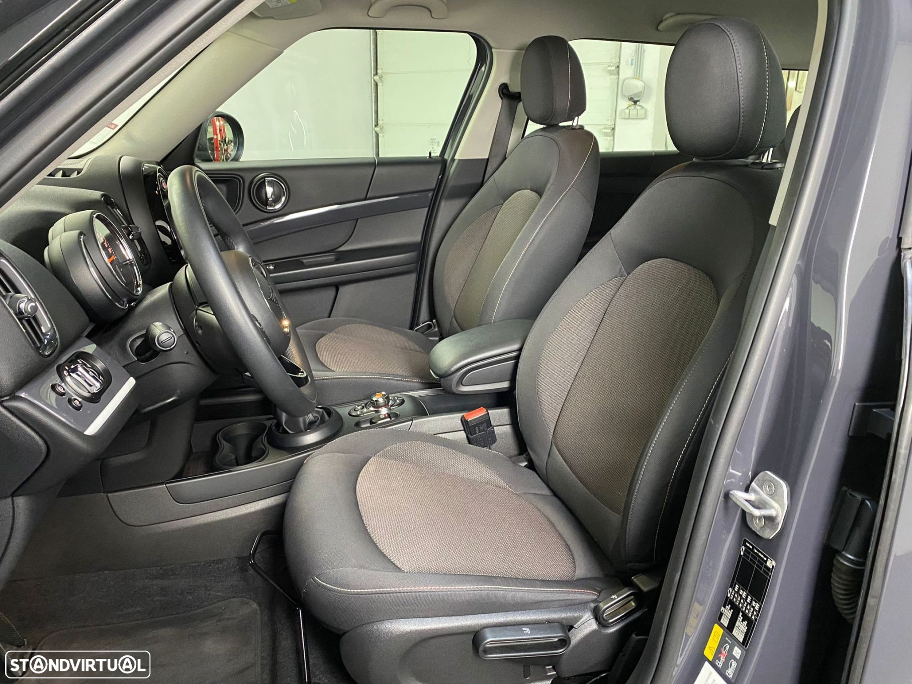 MINI Countryman Cooper SE ALL4 Auto - 6