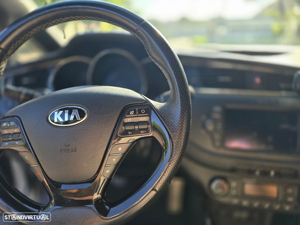 Kia Ceed SW 1.6 CRDi GT Line - 11
