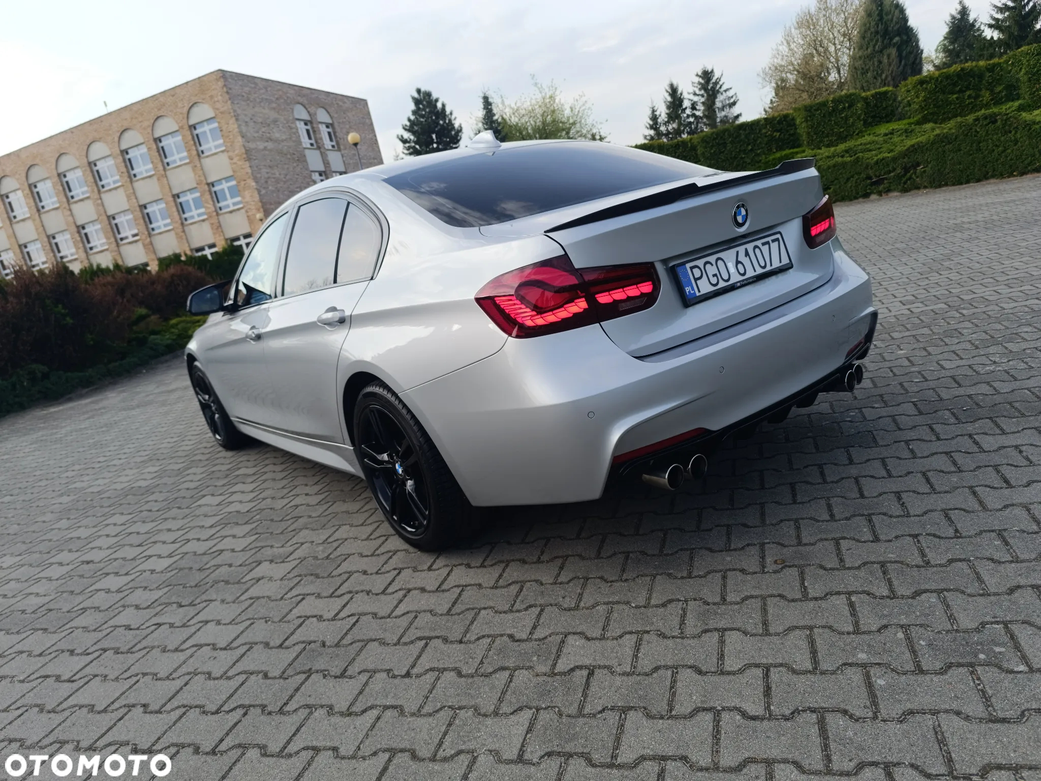 BMW Seria 3 330i xDrive M Sport - 2