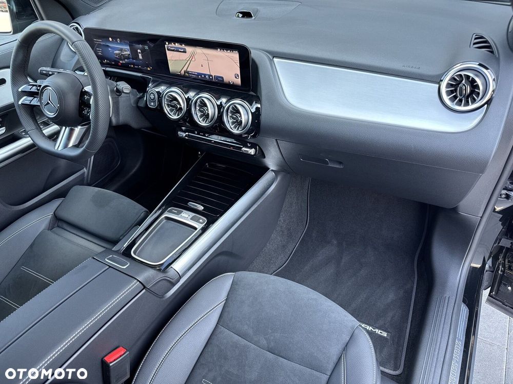 Mercedes-Benz GLA 200 mHEV AMG Line 7G-DCT - 25