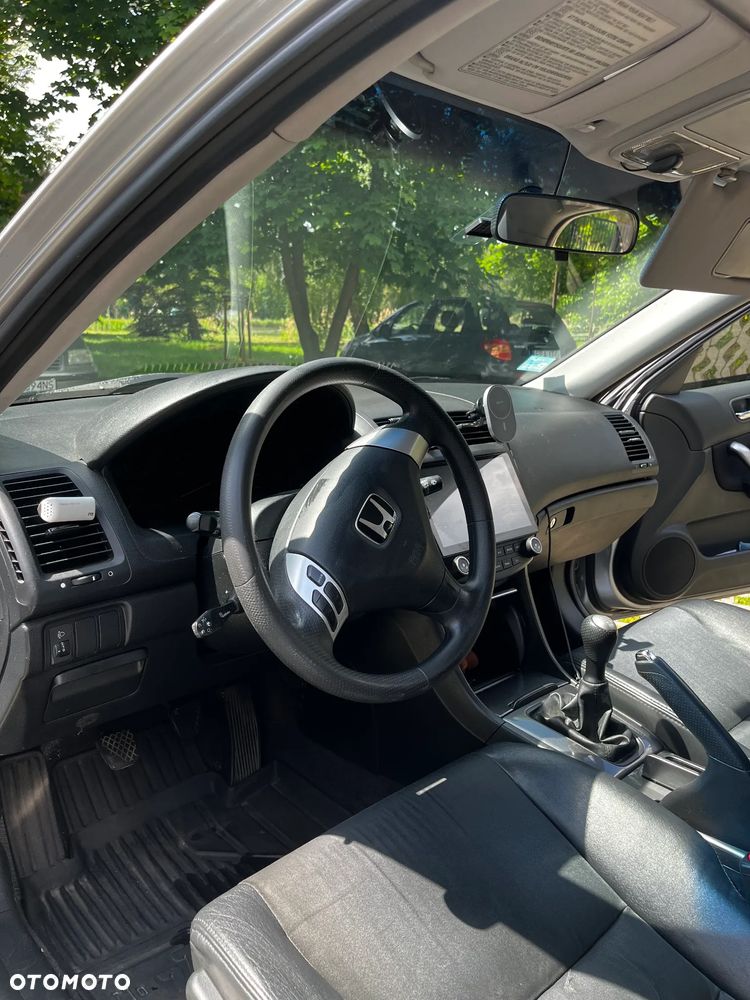 Honda Accord - 10