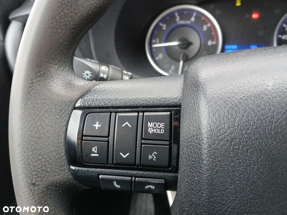 Toyota Hilux 2.4 D-4D Double Cab DLX 4x4 - 19