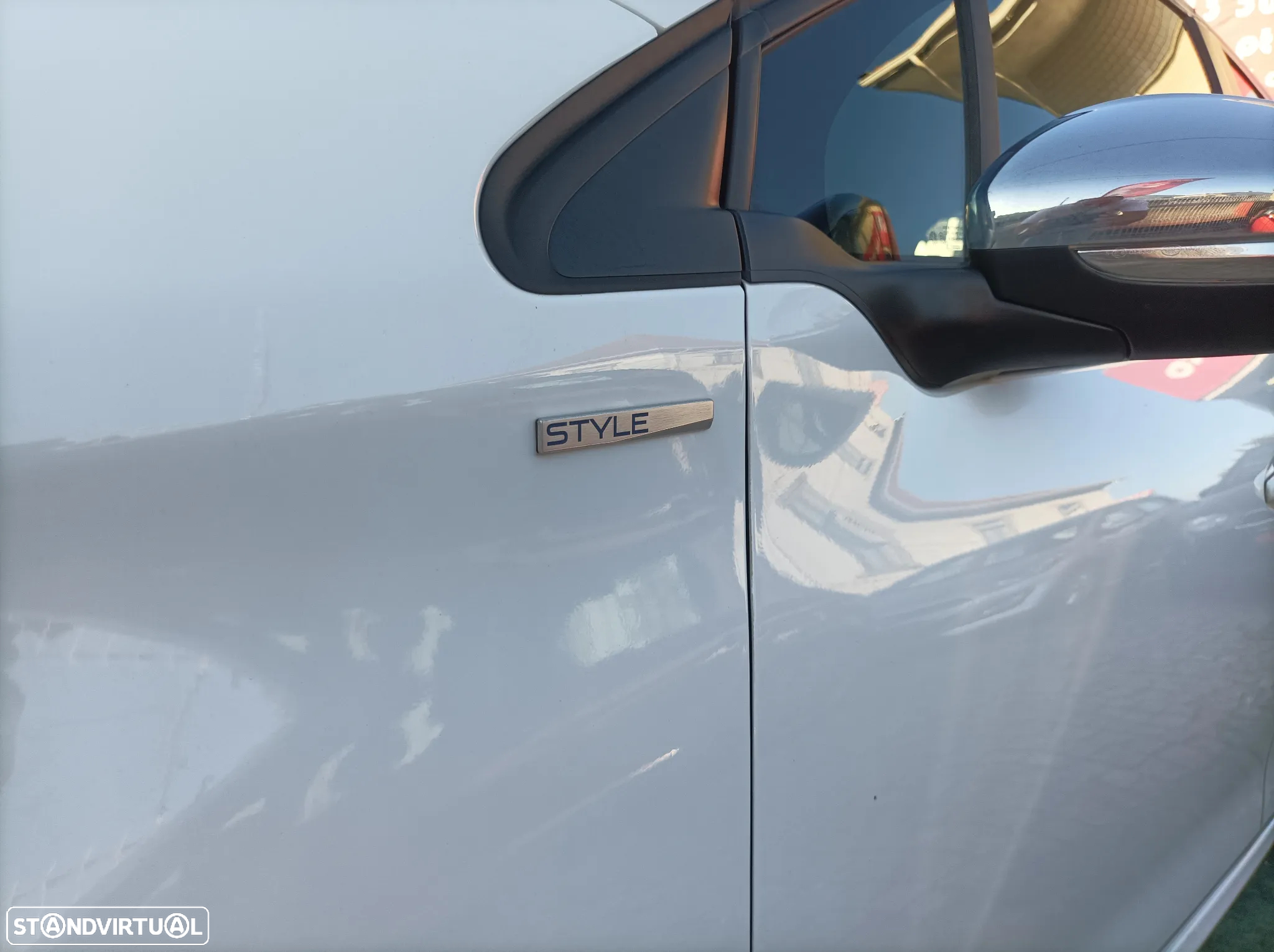 Peugeot 208 1.2 PureTech Style - 4