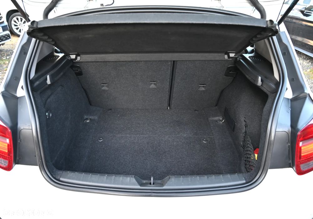 BMW Seria 1 - 38