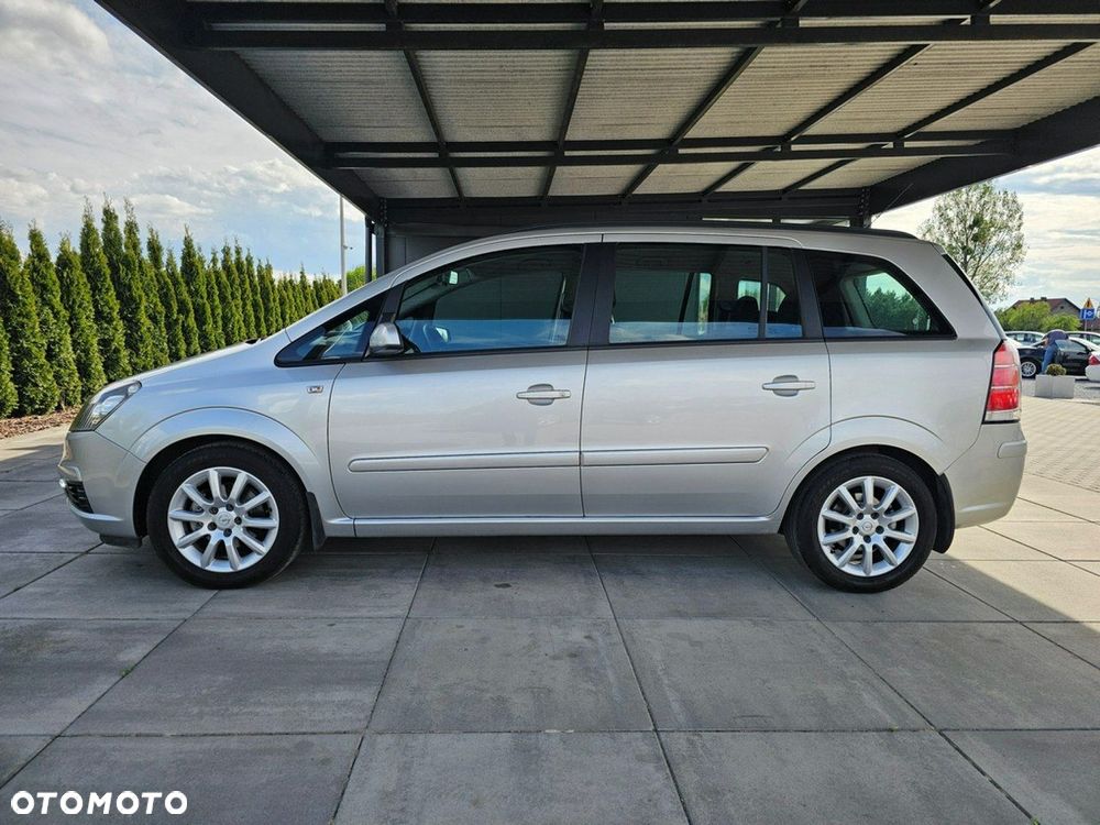Opel Zafira 1.8 Essentia EU5 - 9