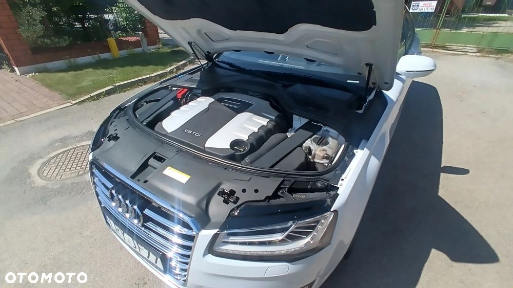 Audi A8 4.2 TDI DPF (clean diesel) quattro tiptronic Lang - 37