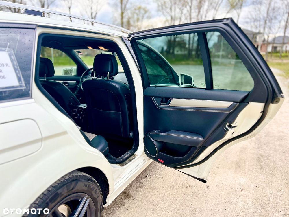 Mercedes-Benz Klasa C 180 Kompressor BlueEFFICIENCY Special Edition - 10