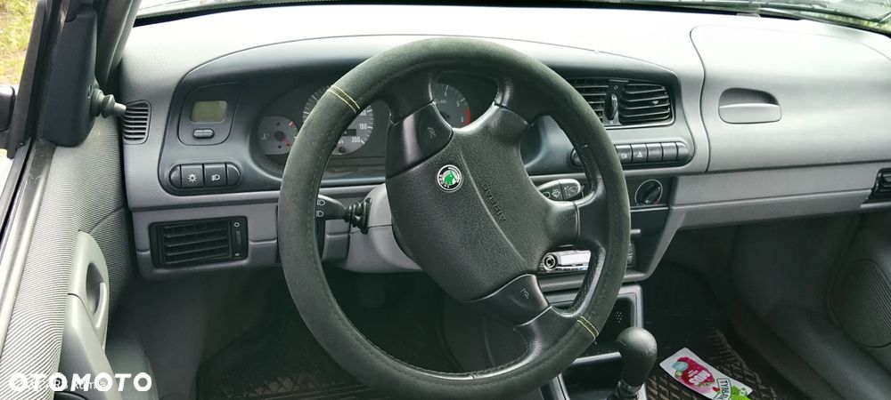 SKODA FELICIA - 7