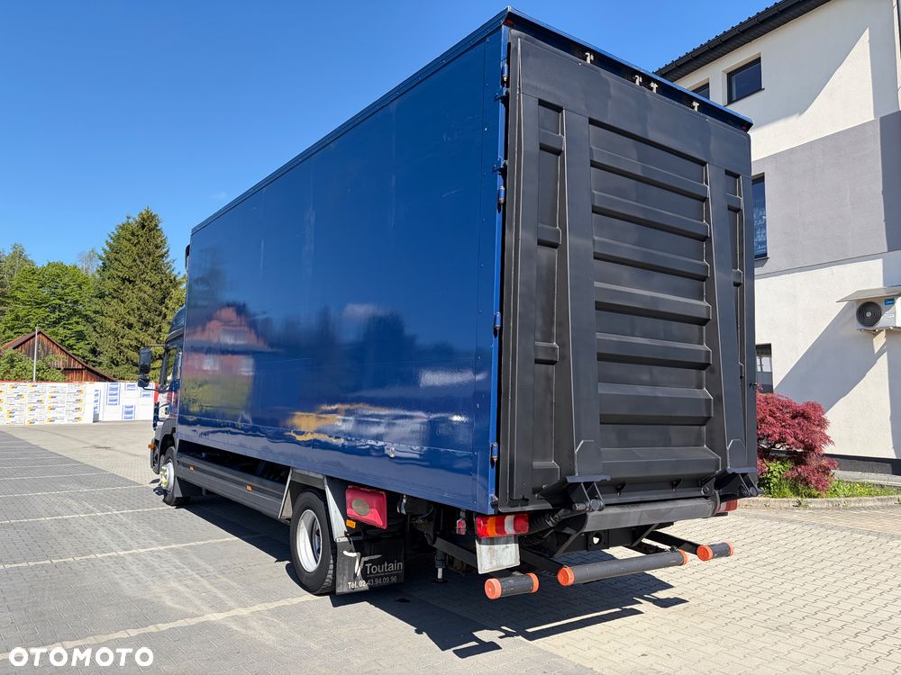 Mercedes-Benz Atego 1530  6 osobowe ( kanapa) kontener izoterma kurierka - 4