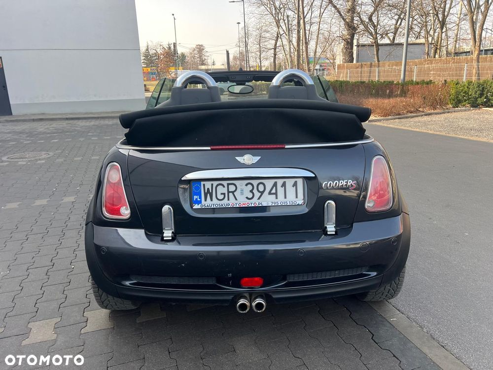 MINI Cooper S Sidewalk - 25