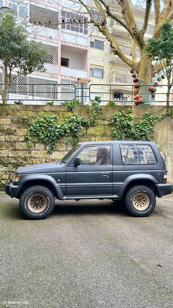 Mitsubishi Pajero 2.5 TDi GLS - 8