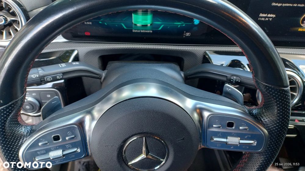 Mercedes-Benz CLA 250 e 8G-DCT AMG Line - 25