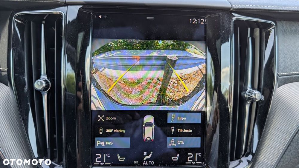 Volvo XC 60 T6 AWD Recharge Geartronic RDesign - 13