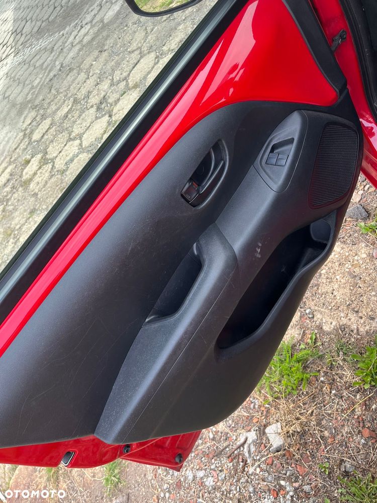 Toyota Aygo x - 11