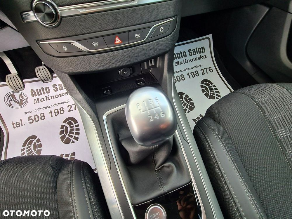 Peugeot 308 SW PureTech 130 Allure - 26