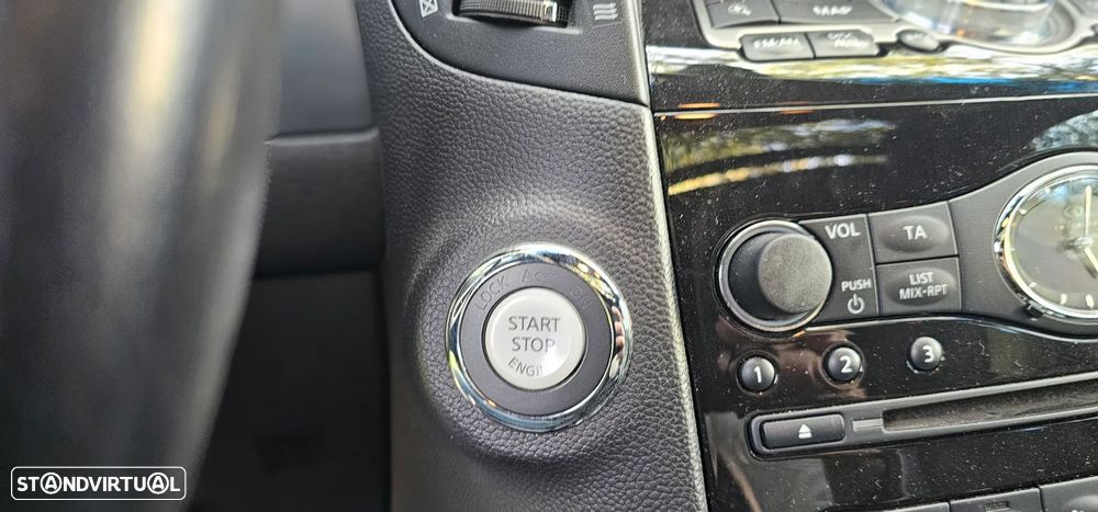 Infiniti QX70 3.7 AWD Aut. S Design - 21