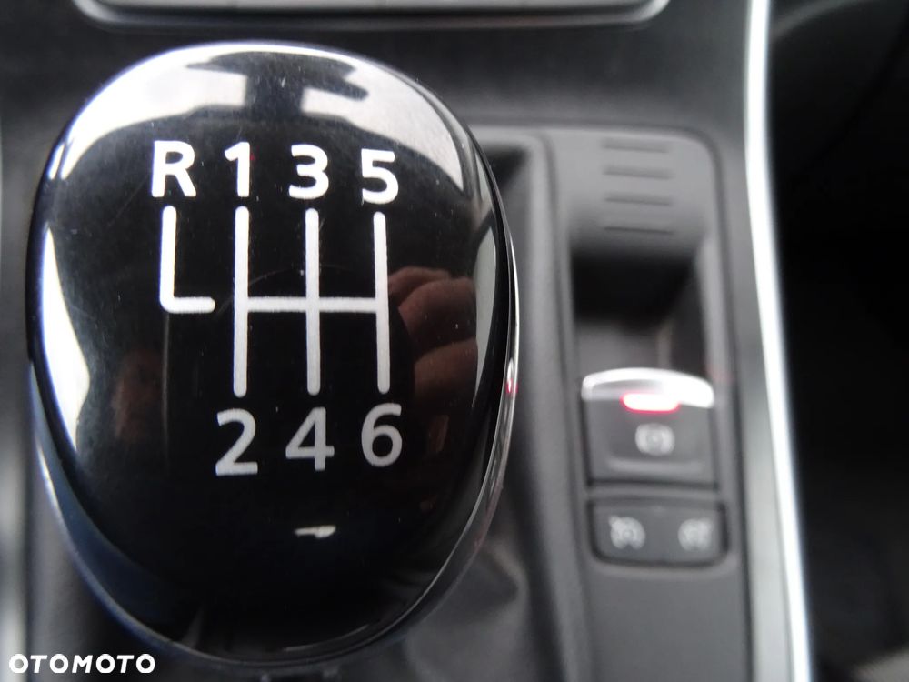 Renault Scenic ENERGY dCi 110 INTENS - 11