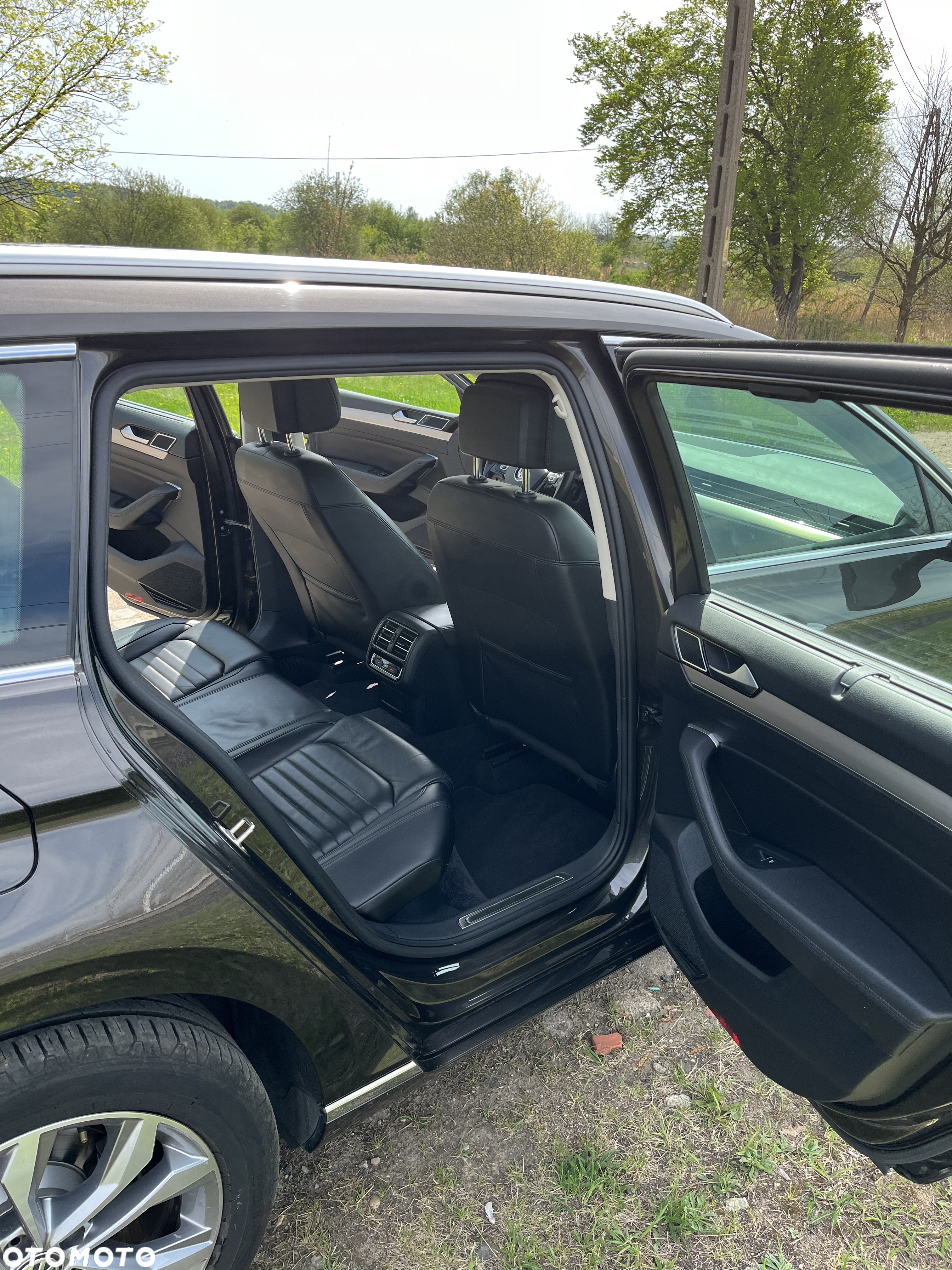 Volkswagen Passat Variant 1.6 TDI SCR DSG Comfortline - 9