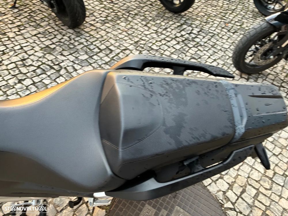 Honda NC750X - 8