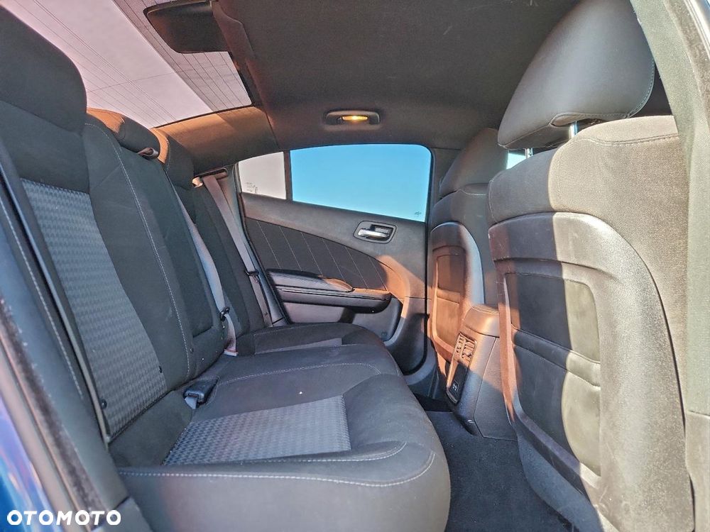 Dodge Charger 5.7 R/T - 10