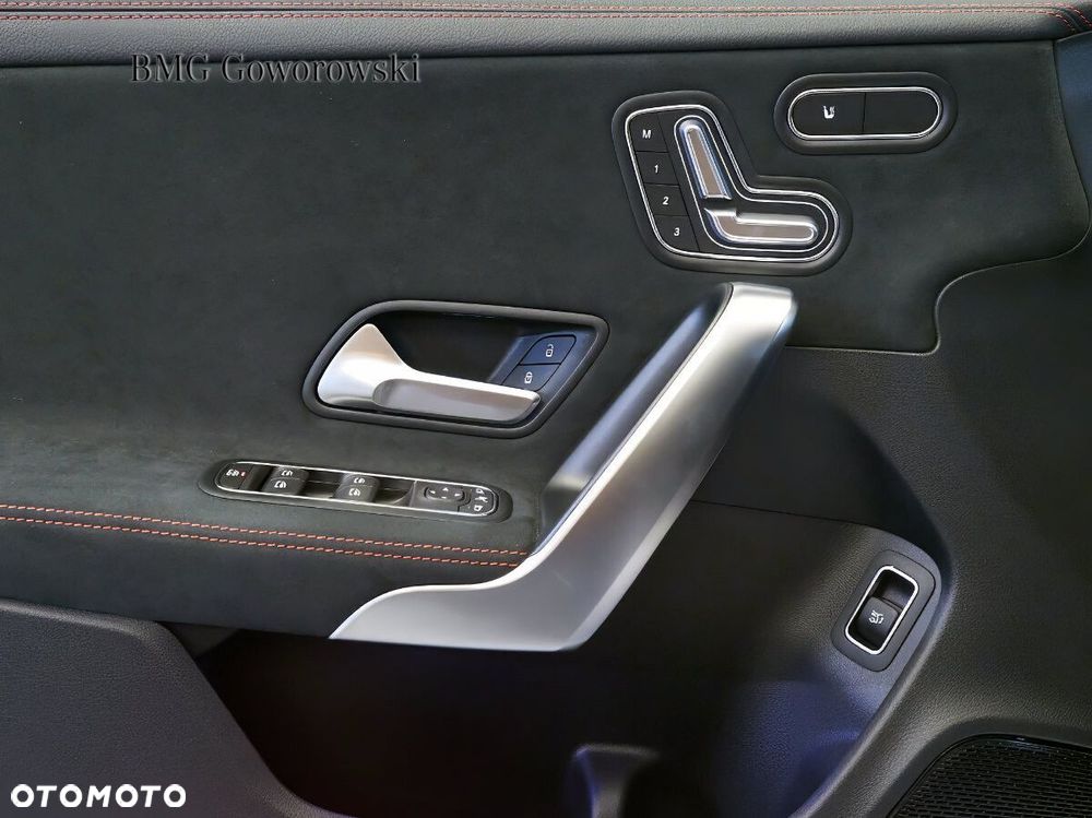 Mercedes-Benz CLA - 7