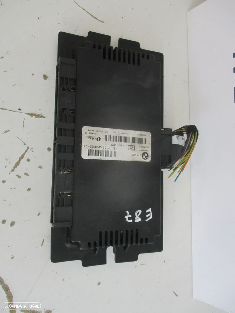 Unidade de controle módulo de luz BMW 1 Series E87 LCI ECU PL2 FRM II Lear 9204525 - 2