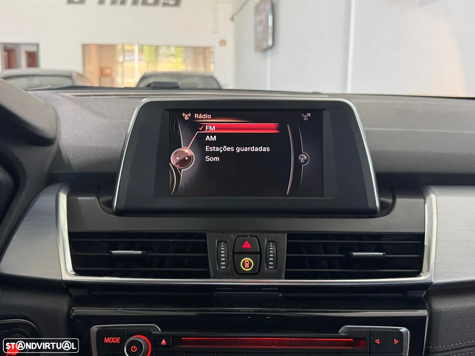 BMW 216 Gran Tourer d - 27