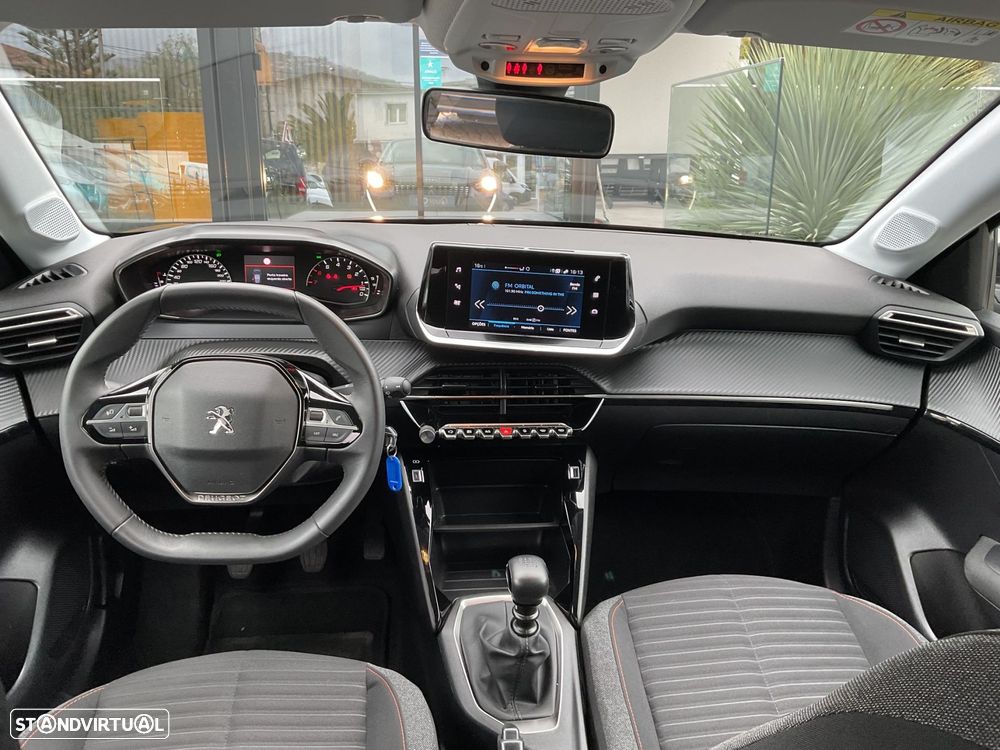 Peugeot 208 1.2 PureTech Active Pack - 31