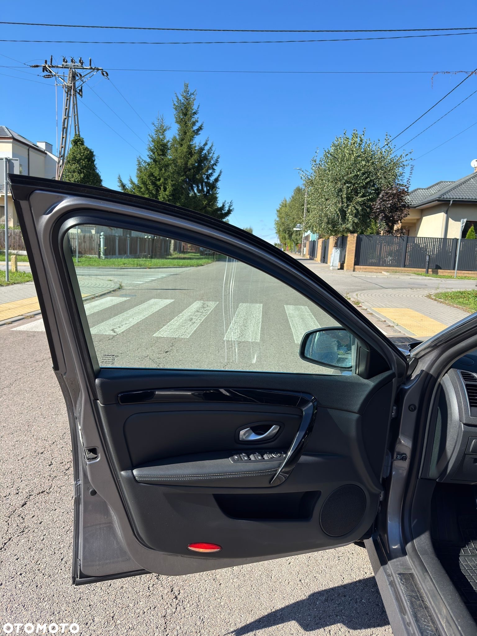 Renault Laguna 2.0 dCi Bose Edition - 9