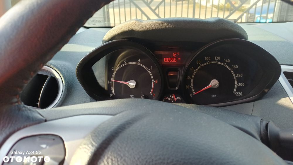 Ford Fiesta 1.25 Trend - 5