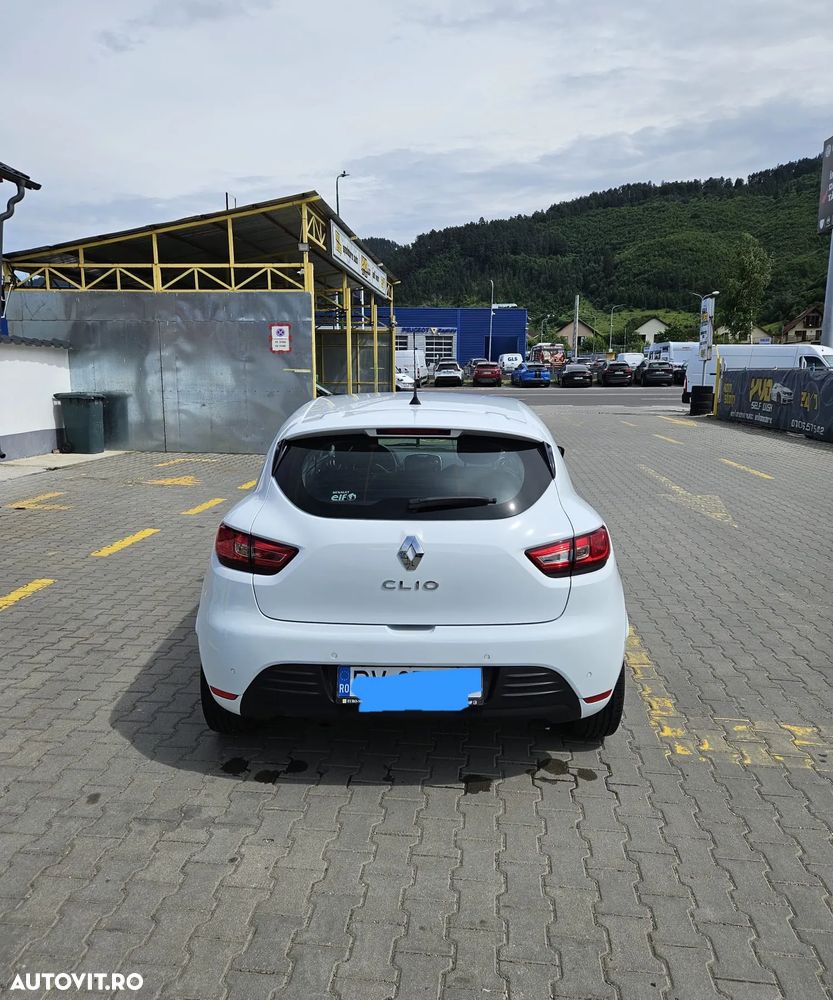Renault Clio - 5