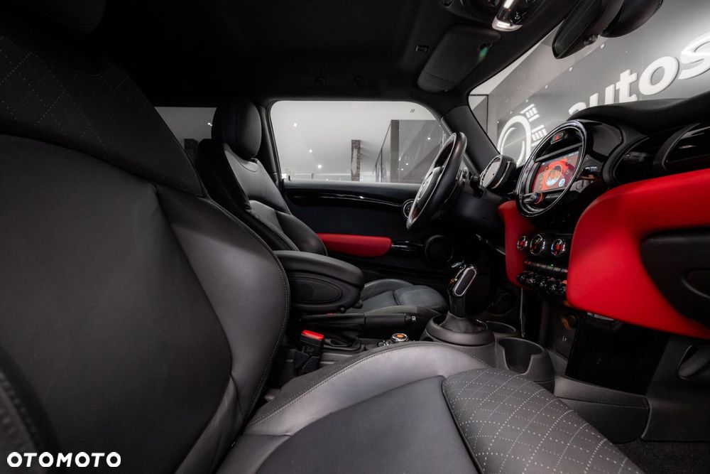 MINI John Cooper Works - 17