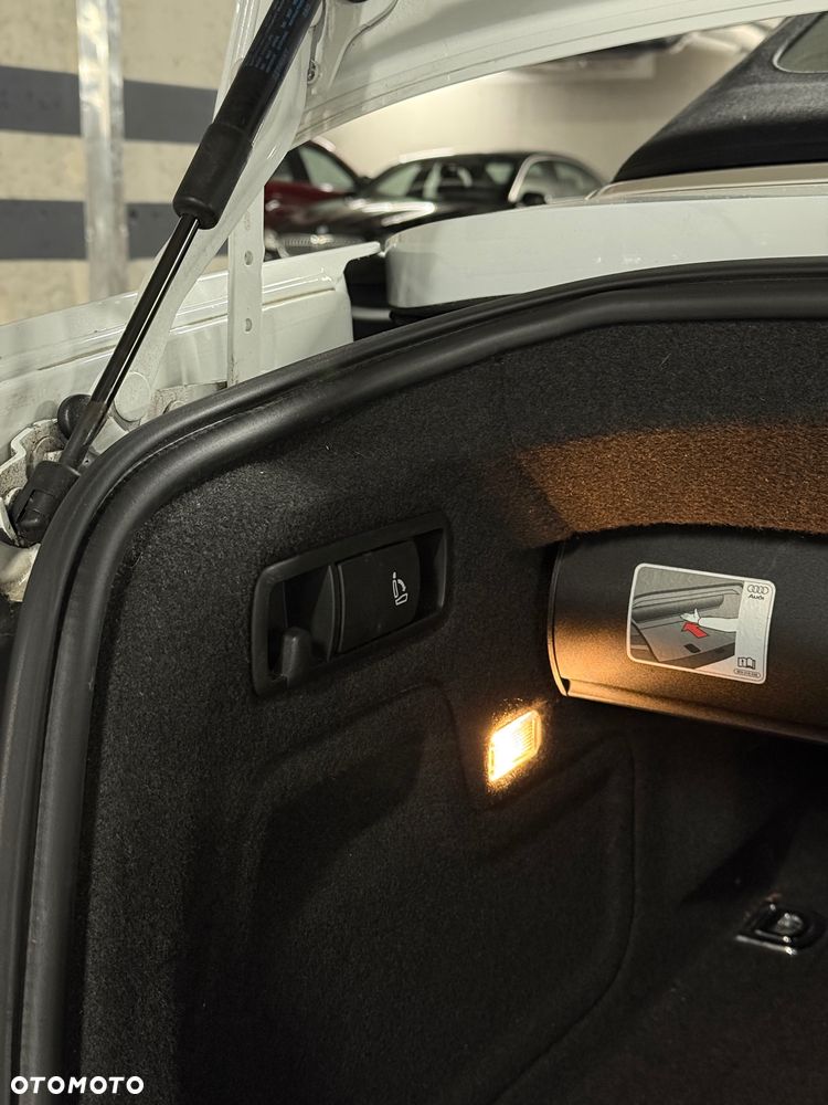 Audi A5 Cabrio 2.0 TFSI quattro S tronic - 16