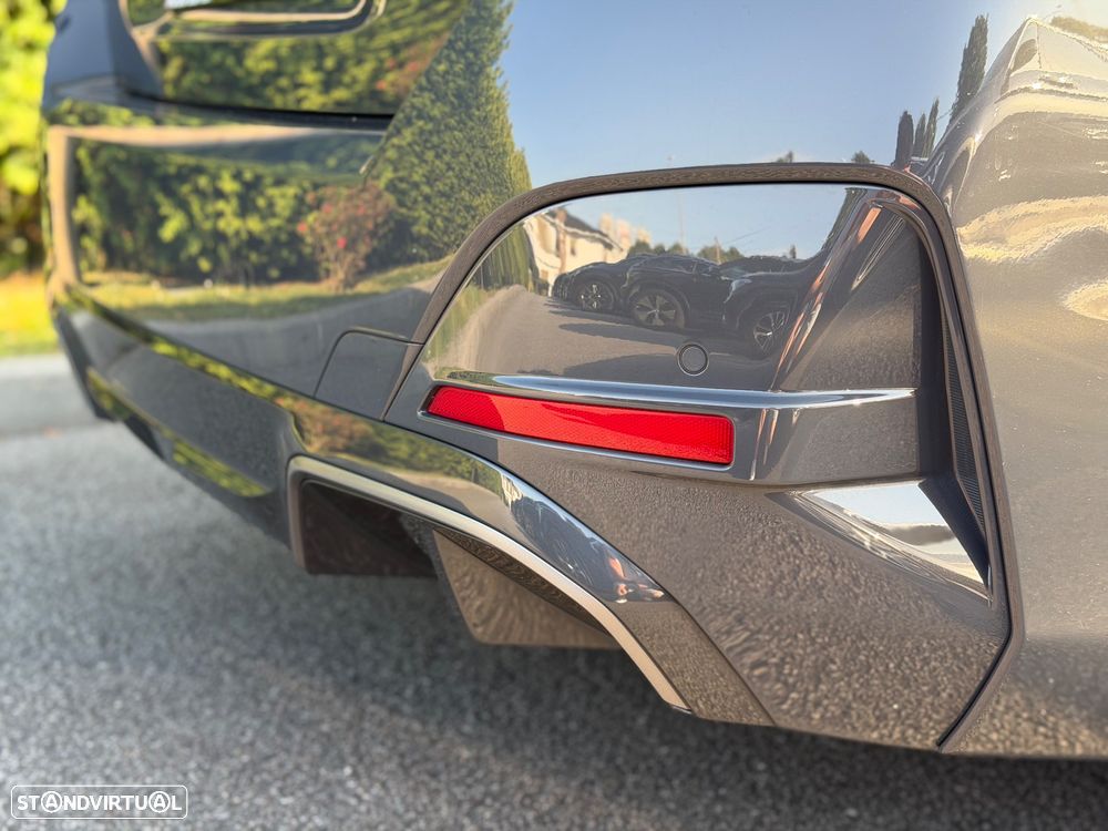 BMW i4 eDrive40 Pack Desportivo M Pro - 40