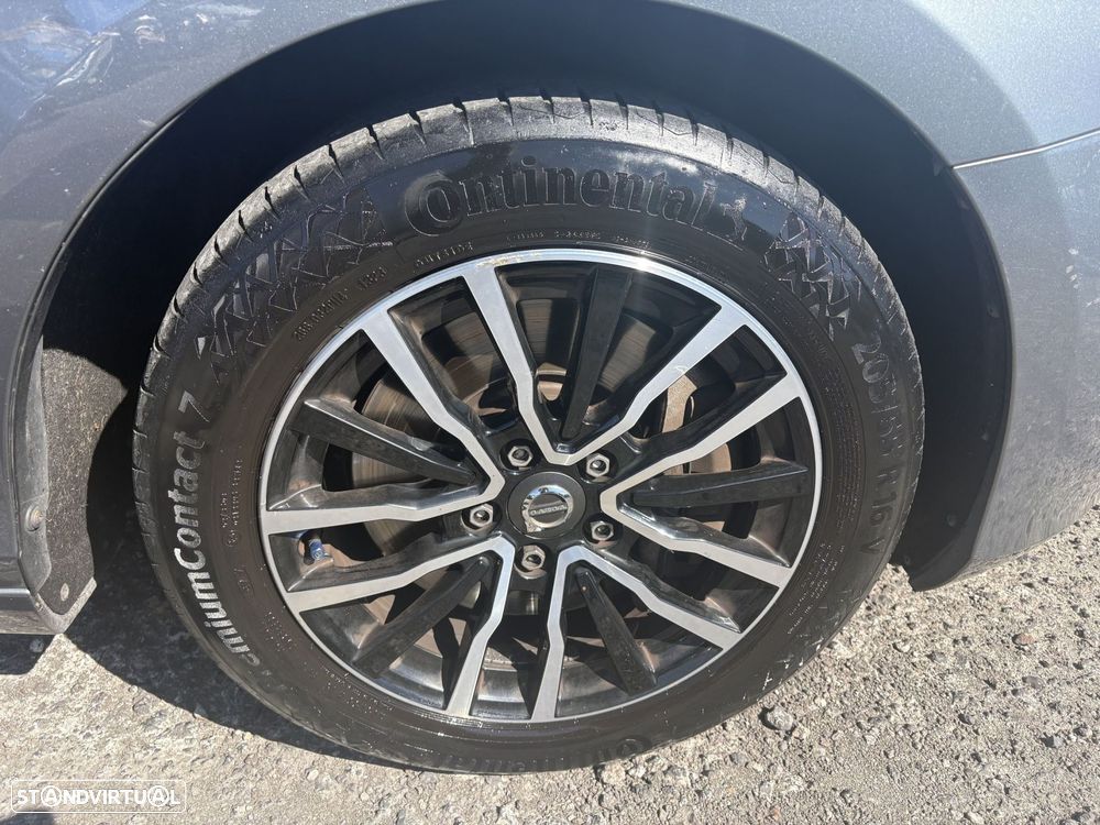Volvo V40 1.5 T3 Sport Edition Plus Geartronic - 9