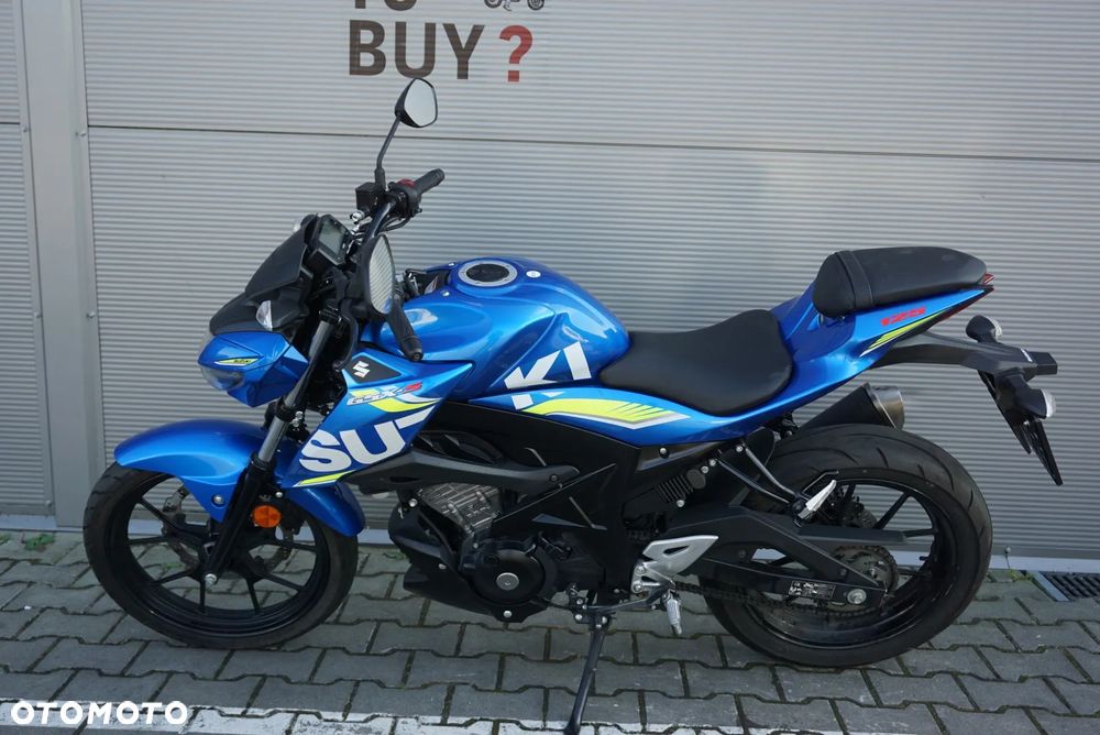 Suzuki GSX - 21