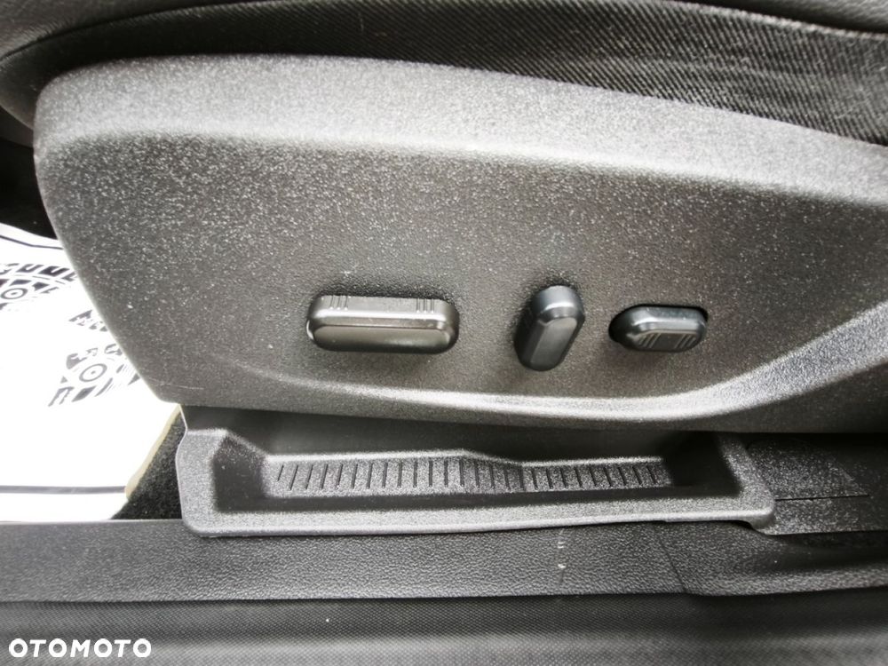 Ford Kuga - 15