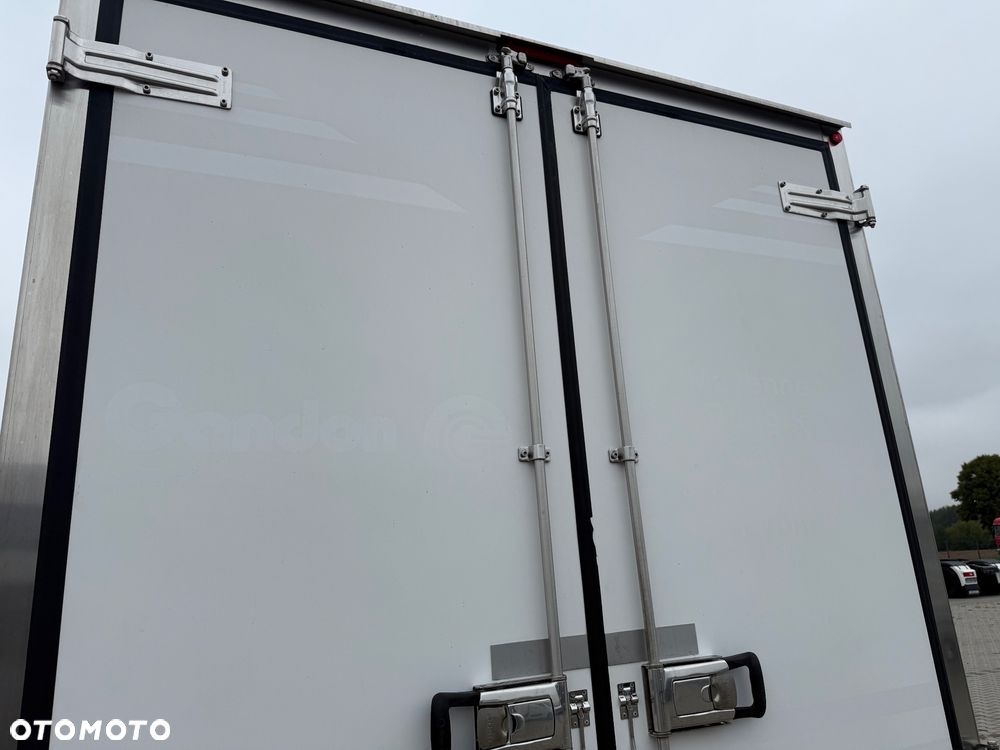 Renault MASTER 145 / CHŁODNIA / WTYKA 220V / NOWY MODEL / FRANCJI / STAN BDB / / / - 16