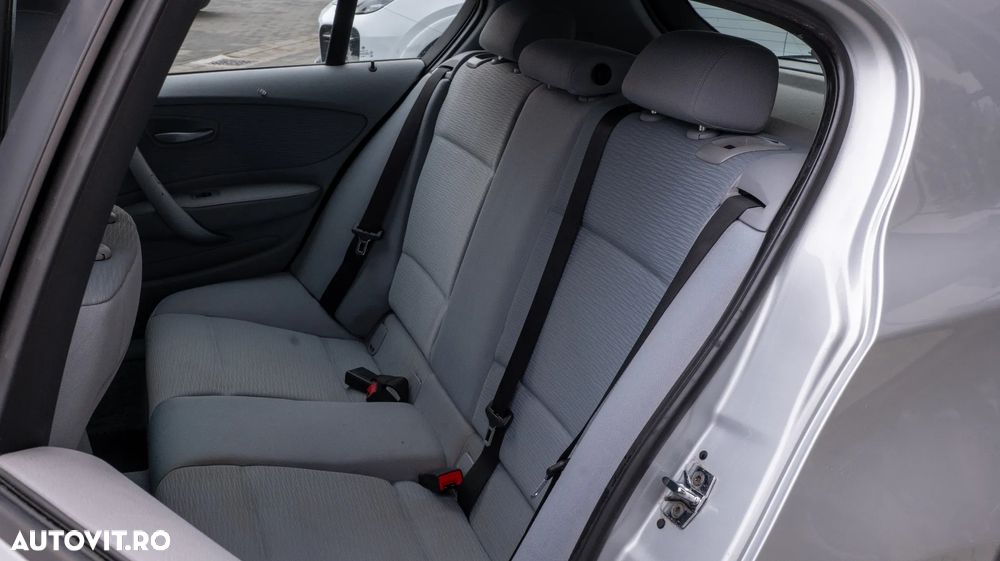 BMW Seria 1 116i - 8