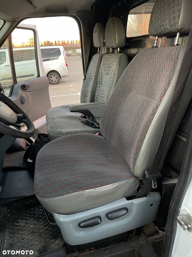 Ford Transit - 8